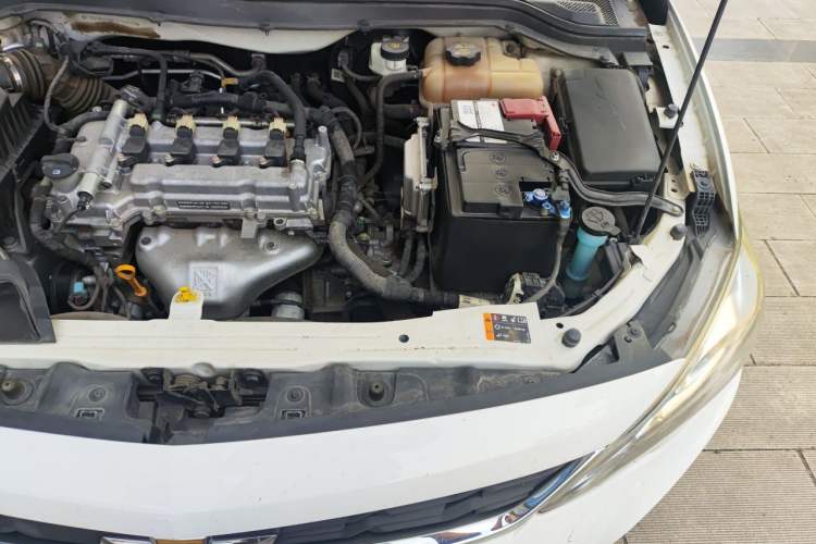 Used Chevrolet Cavalier 2019 320 Automatic Xinyue Edition Engine Bay Left