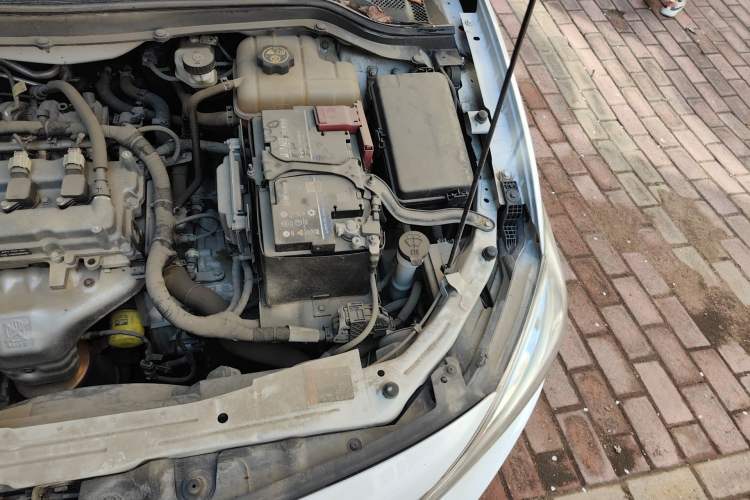 Used Chevrolet Cavalier 2019 320 Automatic Enjoyment with Sunroof Engine Bay Left