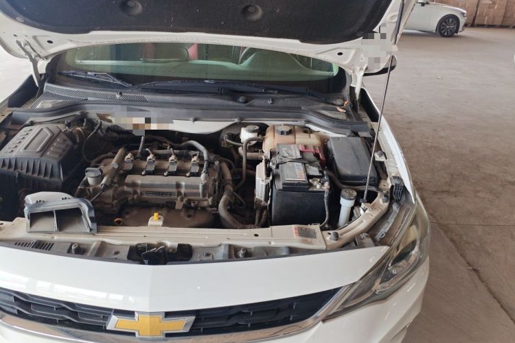 Used Chevrolet Cavalier 2019 320 Automatic Xinyue Edition Engine Bay Left