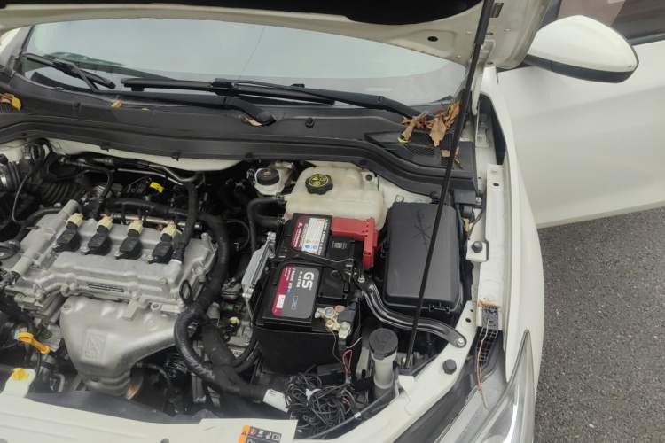 Used Chevrolet Cavalier 2019 320 Automatic Xinyue Edition Engine Bay Left