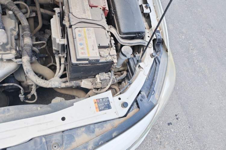 Used Chevrolet Cavalier 2019 320 Manual Xinyue Edition Engine Bay Left