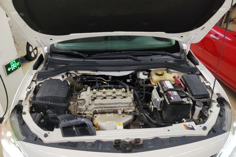 Used Chevrolet Cavalier 2019 320 Automatic Enjoyment with Sunroof Engine Bay