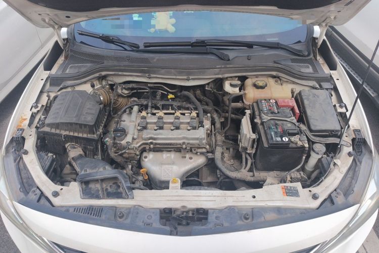 Used Chevrolet Cavalier 2019 320 Automatic Xinyue Edition Engine Bay