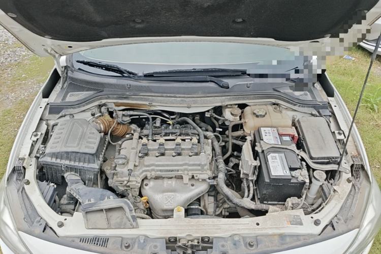 Used Chevrolet Cavalier 2019 320 Manual Xinyue Edition Engine Bay