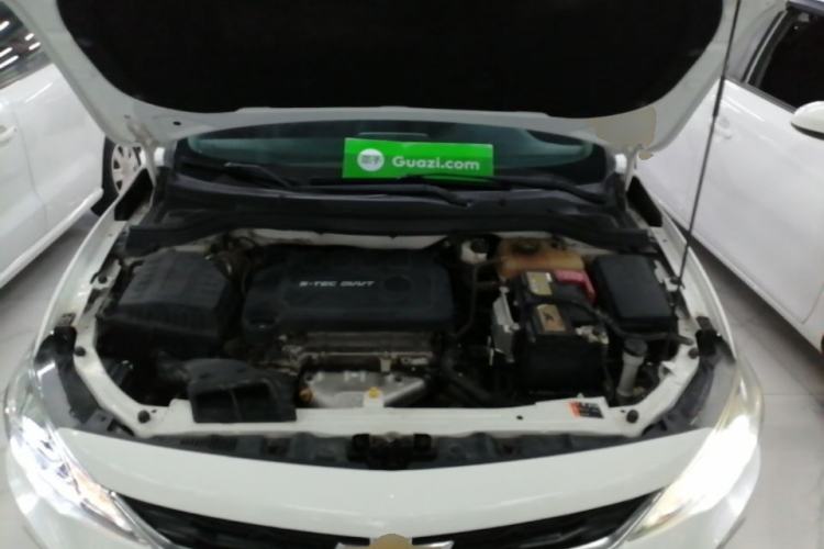 Used Chevrolet Cavalier 2019 320 Automatic Xinyue Edition Engine Bay