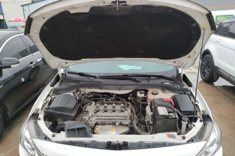 Used Chevrolet Cavalier 2019 320 Automatic Xinyue Edition Engine Bay