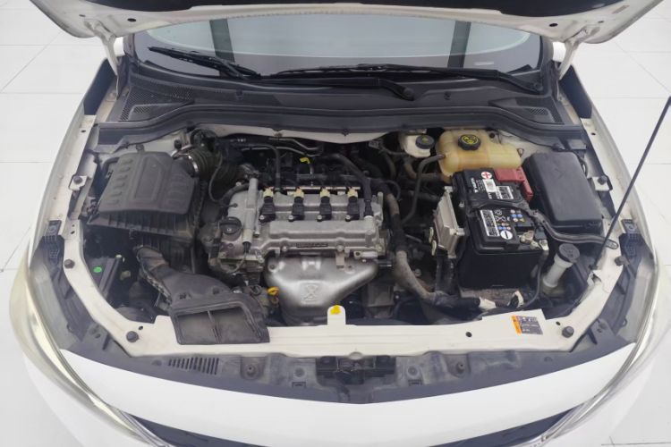 Used Chevrolet Cavalier 2019 320 Automatic Enjoyment with Sunroof Engine Bay