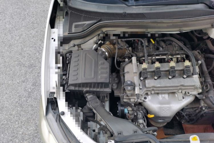 Used Chevrolet Cavalier 2019 320 Automatic Xinyue Edition Engine Bay Right