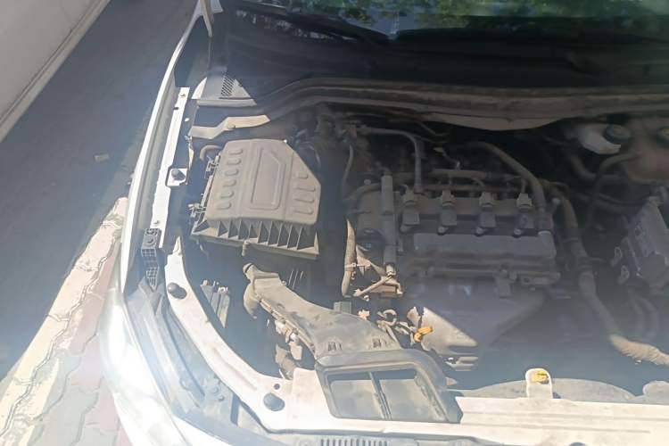 Used Chevrolet Cavalier 2019 320 Automatic Xinyue Edition Engine Bay Right