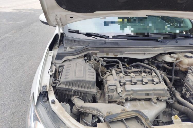 Used Chevrolet Cavalier 2019 320 Automatic Xinyue Edition Engine Bay Right