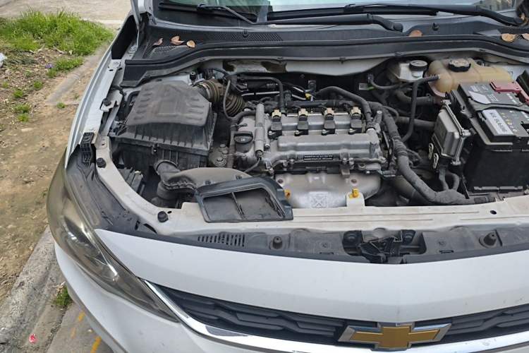 Used Chevrolet Cavalier 2019 320 Automatic Xinyue Edition Engine Bay Right