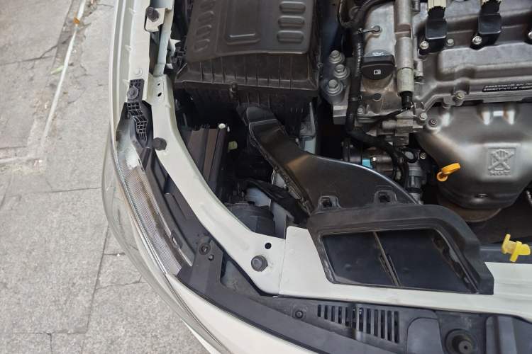 Used Chevrolet Cavalier 2019 320 Automatic Enjoyment with Sunroof Engine Bay Right