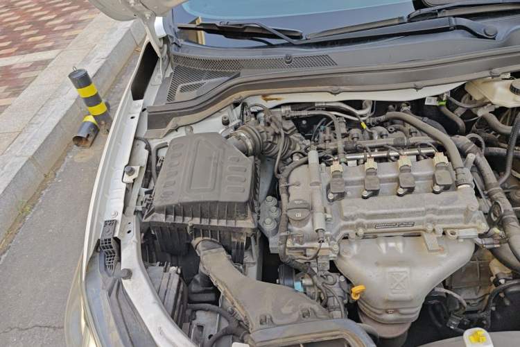 Used Chevrolet Cavalier 2019 320 Automatic Xinyue Edition Engine Bay Right