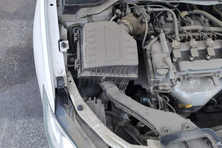 Used Chevrolet Cavalier 2019 320 Automatic Xinyue Edition Engine Bay Right