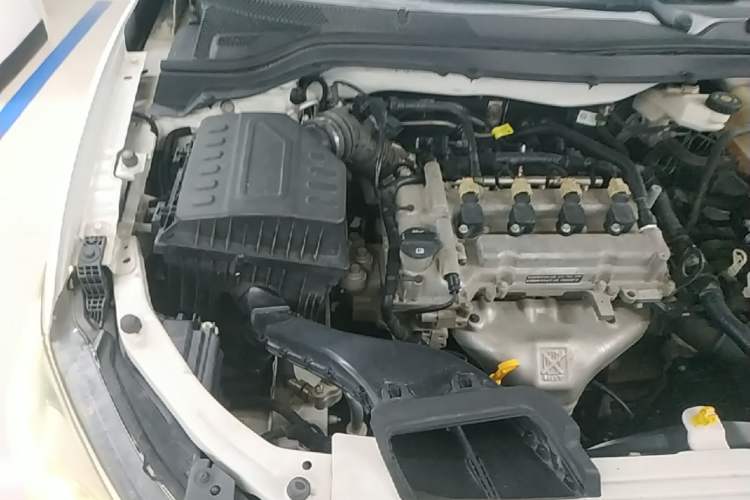 Used Chevrolet Cavalier 2019 320 Automatic Xinyue Edition Engine Bay Right