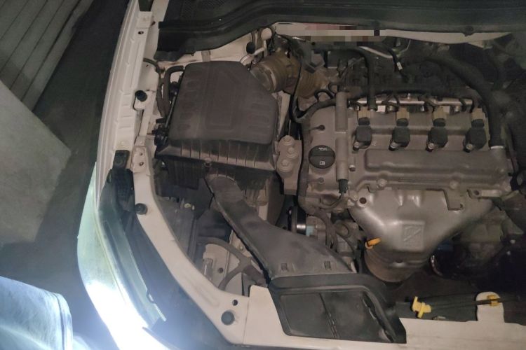 Used Chevrolet Cavalier 2019 320 Automatic Xinyue Edition Engine Bay Right