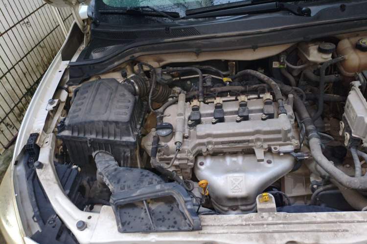 Used Chevrolet Cavalier 2019 320 Automatic Xinyue Edition Engine Bay Right