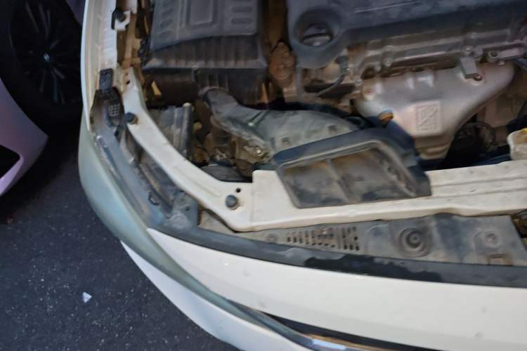 Used Chevrolet Cavalier 2019 320 Automatic Enjoyment with Sunroof Engine Bay Right