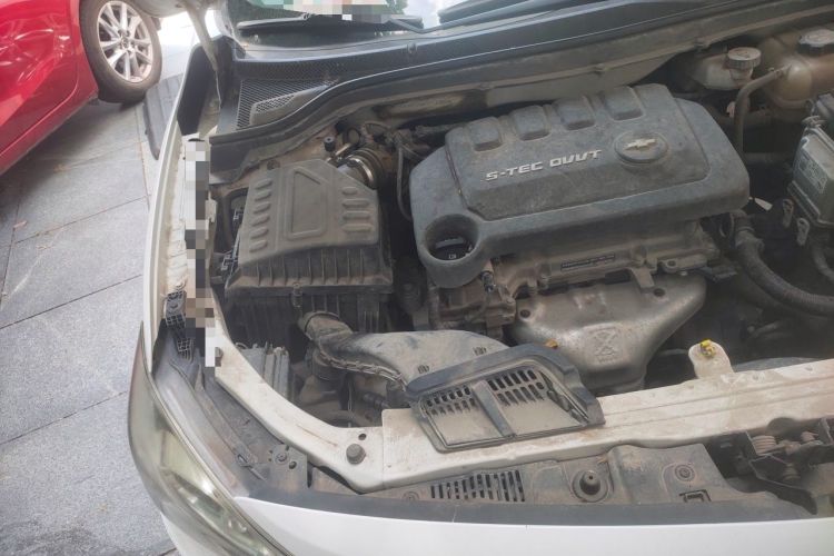Used Chevrolet Cavalier 2019 320 Automatic Xinyue Edition Engine Bay Right