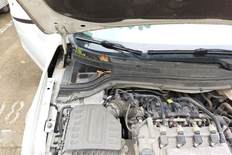 Used Chevrolet Cavalier 2019 320 Automatic Enjoyment with Sunroof Engine Bay Right