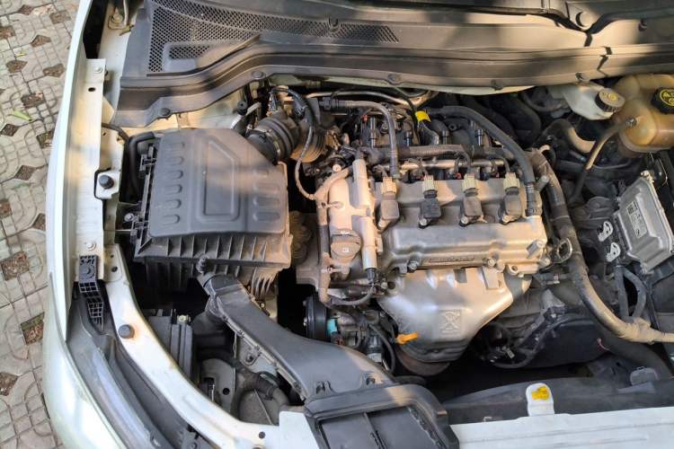 Used Chevrolet Cavalier 2019 320 Automatic Xinyue Edition Engine Bay Right