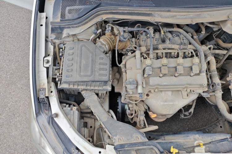 Used Chevrolet Cavalier 2019 320 Manual Xinyue Edition Engine Bay Right