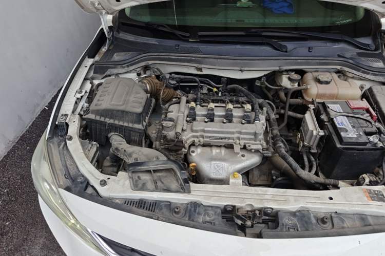 Used Chevrolet Cavalier 2019 320 Automatic Xinyue Edition Engine Bay Right