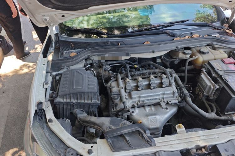Used Chevrolet Cavalier 2019 320 Manual Xinyue Edition Engine Bay Right