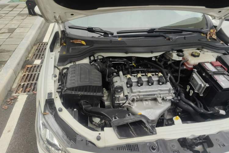 Used Chevrolet Cavalier 2019 320 Automatic Xinyue Edition Engine Bay Right