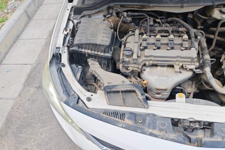 Used Chevrolet Cavalier 2019 320 Manual Xinyue Edition Engine Bay Right
