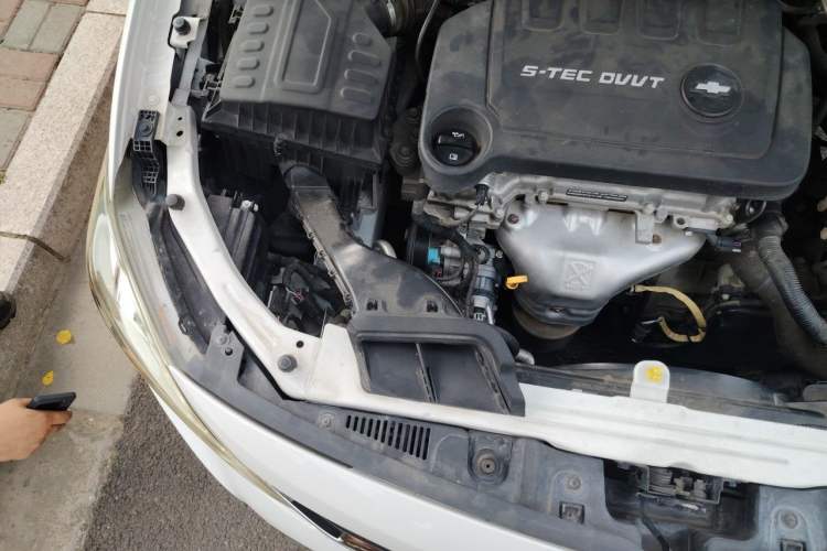 Used Chevrolet Cavalier 2019 320 Automatic Xinyue Edition Engine Bay Right