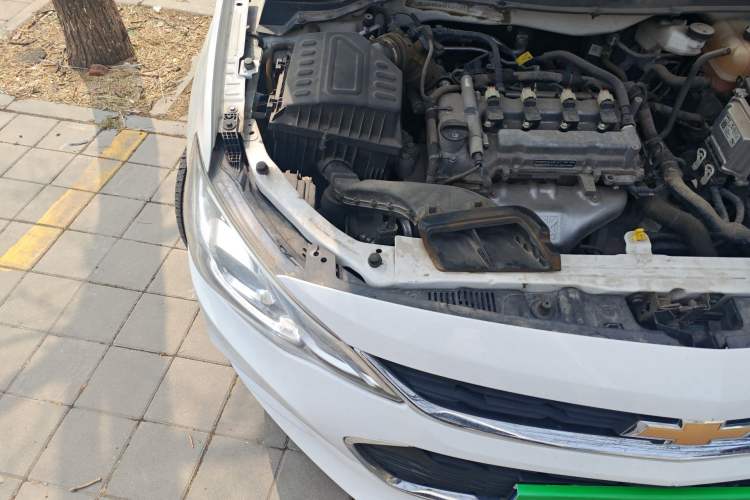 Used Chevrolet Cavalier 2019 320 Automatic Xinyue Edition Engine Bay Right