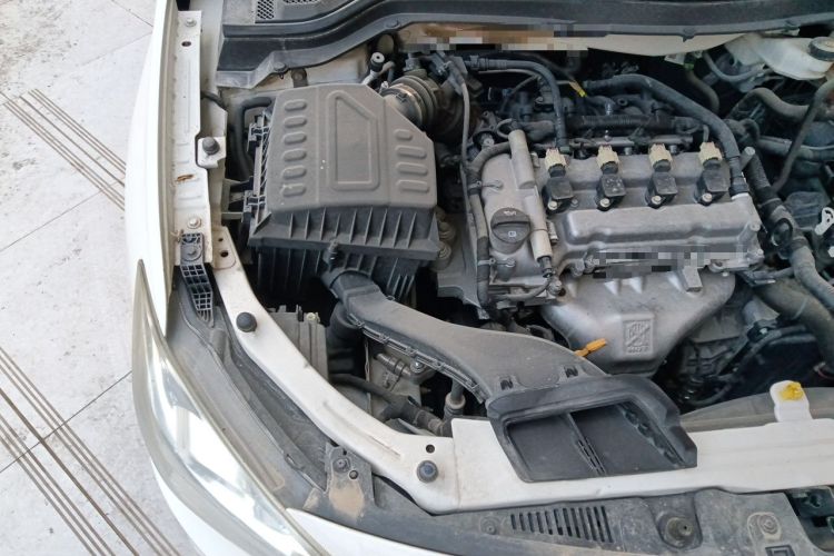 Used Chevrolet Cavalier 2019 320 Automatic Xinyue Edition Engine Bay Right