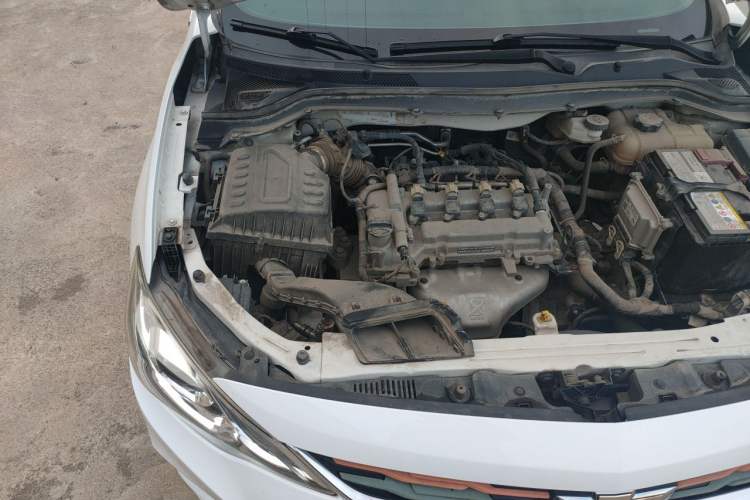 Used Chevrolet Cavalier 2019 320 Automatic Xinyue Edition Engine Bay Right