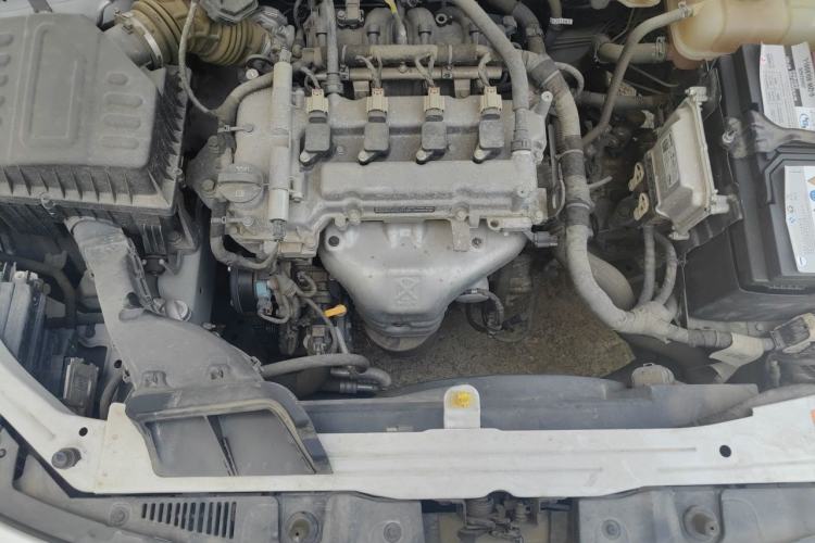 Used Chevrolet Cavalier 2019 320 Manual Xinyue Edition Engine Bay