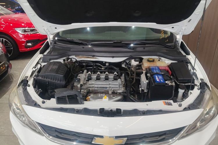 Used Chevrolet Cavalier 2019 320 Automatic Xinyue Edition Engine Bay