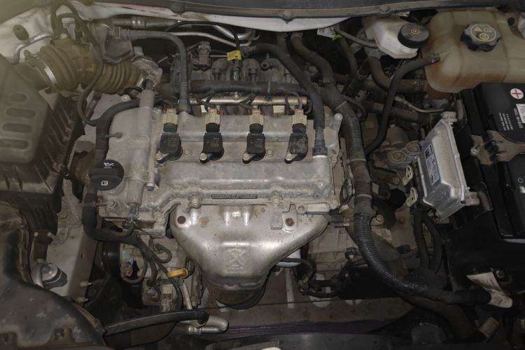 Used Chevrolet Cavalier 2019 320 Automatic Xinyue Edition Engine Bay