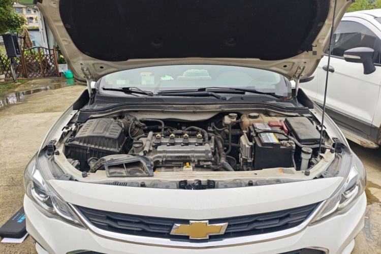 Used Chevrolet Cavalier 2019 320 Automatic Xinyue Edition Engine Bay