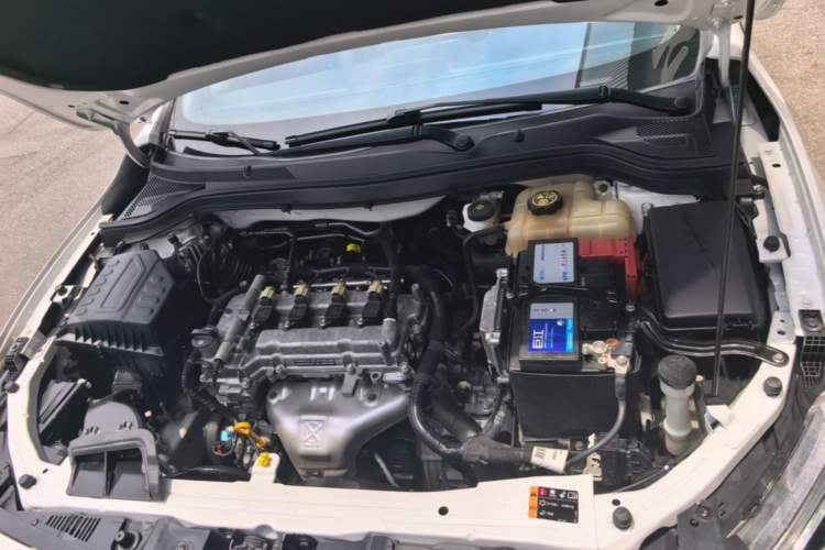Used Chevrolet Cavalier 2019 320 Automatic Enjoyment with Sunroof Engine Bay