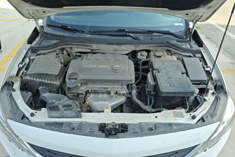 Used Chevrolet Cavalier 2019 320 Manual Xinyue Edition Engine Bay