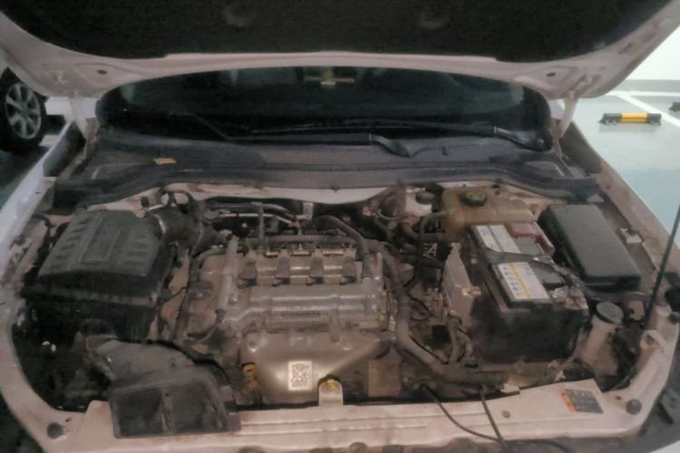 Used Chevrolet Cavalier 2019 320 Automatic Xinyue Edition Engine Bay