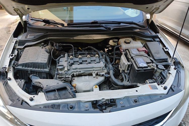 Used Chevrolet Cavalier 2019 320 Manual Xinyue Edition Engine Bay