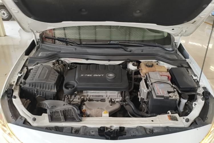Used Chevrolet Cavalier 2019 320 Manual Xinyue Edition Engine Bay