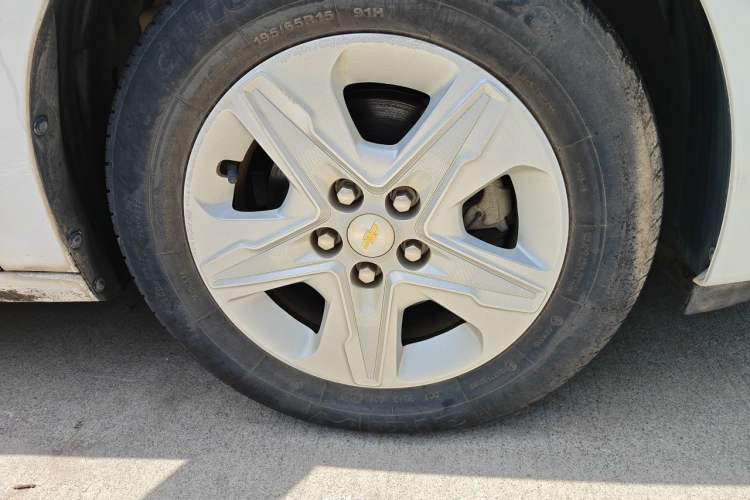 Used Chevrolet Cavalier 2019 320 Automatic Enjoyment with Sunroof Exterior 1