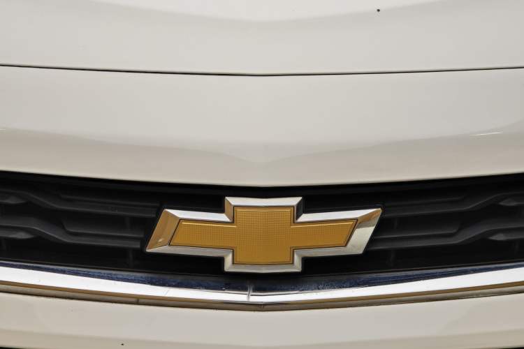 Used Chevrolet Cavalier 2019 320 Automatic Enjoyment with Sunroof Exterior 11