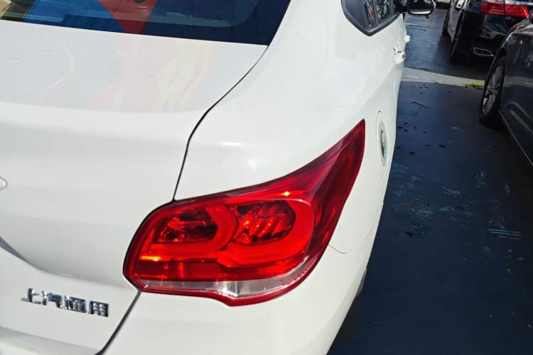 Used Chevrolet Cavalier 2019 320 Automatic Enjoyment with Sunroof Exterior 3