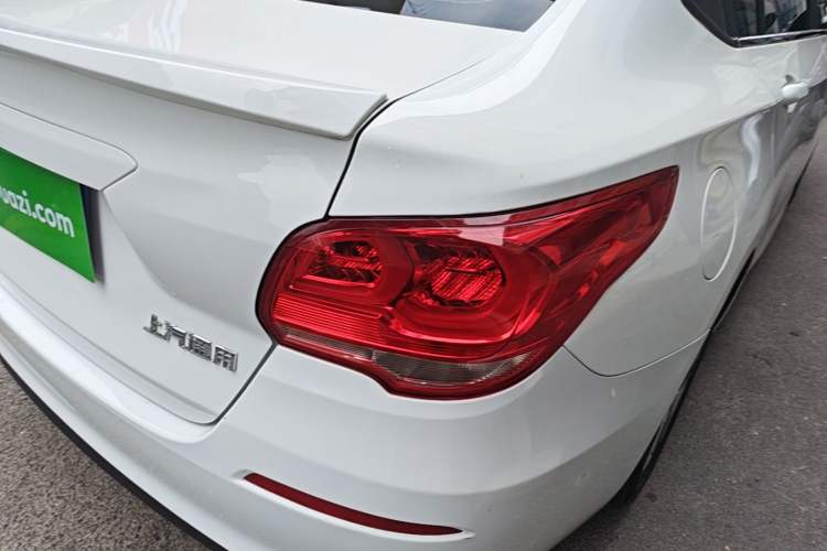 Used Chevrolet Cavalier 2019 320 Automatic Enjoyment with Sunroof Exterior 3