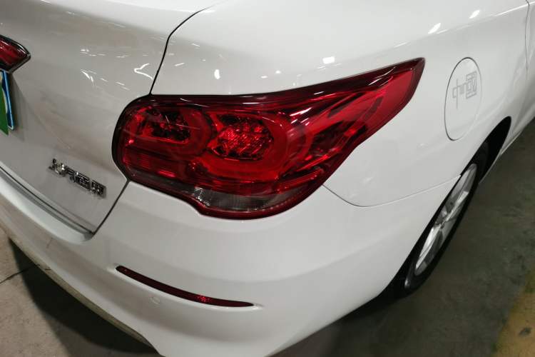 Used Chevrolet Cavalier 2019 320 Automatic Xinyue Edition Exterior 3