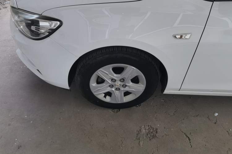 Used Chevrolet Cavalier 2019 320 Automatic Enjoyment with Sunroof Exterior 4