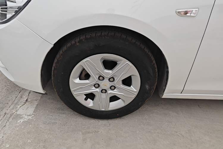 Used Chevrolet Cavalier 2019 320 Automatic Enjoyment with Sunroof Exterior 4